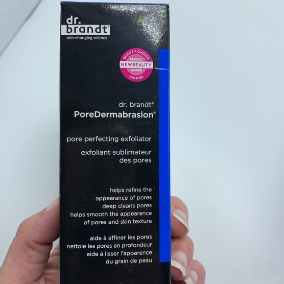 Dr. Brandt Pore Perfecting Exfoliator - Picture 4 of 9